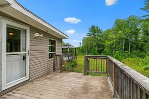 276 Violet Ln, Waldoboro, ME 04572 - Photo 5