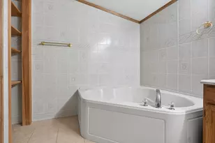 276 Violet Ln, Waldoboro, ME 04572 - Photo 37