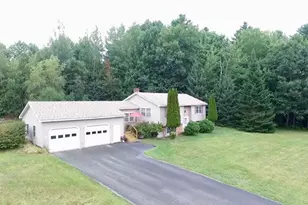 11 Highland Dr, Sidney, ME 04330 - Photo 3