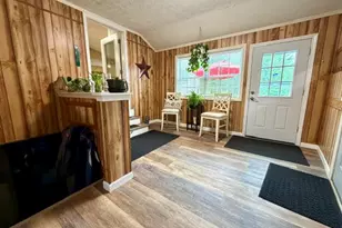 11 Highland Dr, Sidney, ME 04330 - Photo 5