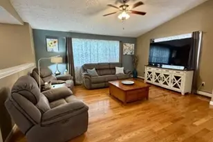 11 Highland Dr, Sidney, ME 04330 - Photo 13