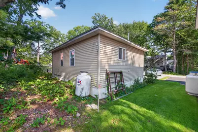 4 Ivy Avenue, Old Orchard Beach, ME 04064 - Photo 7