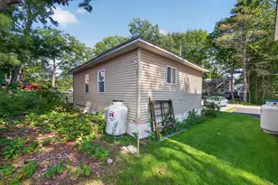 4 Ivy Ave, Old Orchard Beach, ME 04064 - Photo 7