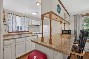 4 Ivy Ave, Old Orchard Beach, ME 04064 - Photo 31