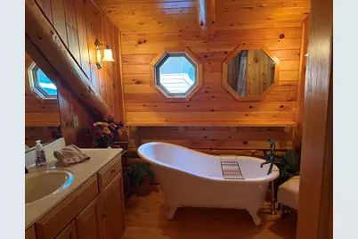 3 Innisfree Road, Parlin Pond Twp, ME 04985 - Photo 13