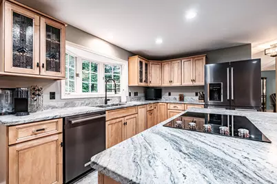 69 Woodland Shore Drive, Naples, ME 04055 - Photo 7