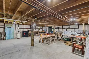 825 Eastern Ave, Augusta, ME 04330 - Photo 27