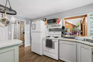 825 Eastern Ave, Augusta, ME 04330 - Photo 13
