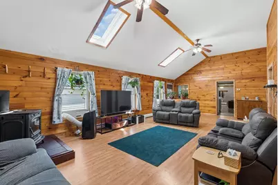 825 Eastern Avenue, Augusta, ME 04330 - Photo 17