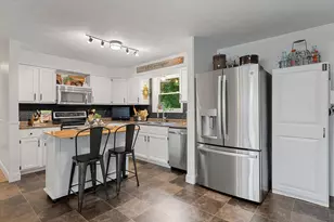 71 Dartmouth St, Bangor, ME 04401 - Photo 11