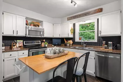 71 Dartmouth Street, Bangor, ME 04401 - Photo 9