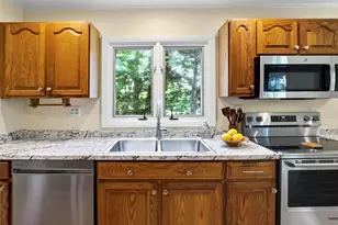 227 Mechanic St, Camden, ME 04843 - Photo 13
