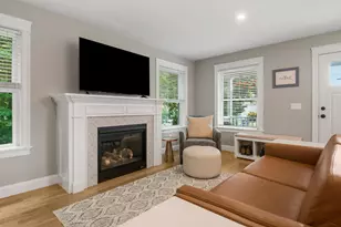 43 Smith St, South Portland, ME 04106 - Photo 9