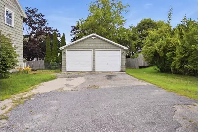 139 South Avenue, Lewiston, ME 04240 - Photo 9