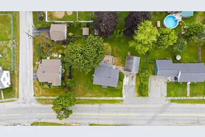 139 South Avenue, Lewiston, ME 04240 - Photo 3
