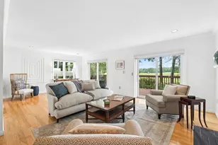 49 Wildwood Dr, Cape Elizabeth, ME 04107 - Photo 5