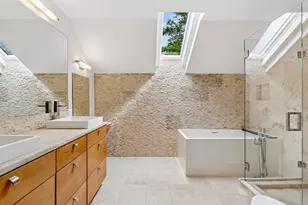 49 Wildwood Dr, Cape Elizabeth, ME 04107 - Photo 19