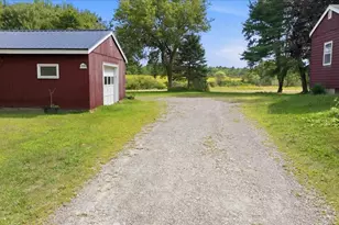 446 Lewiston Rd, Gardiner, ME 04345 - Photo 3
