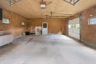 446 Lewiston Rd, Gardiner, ME 04345 - Photo 21