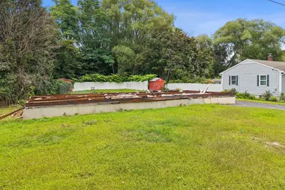 22 Cleveland Street, Saco, ME 04072 - Photo 3