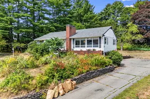 15 Mayflower Rd, Hallowell, ME 04347 - Photo 3