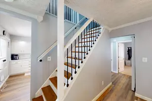59 Lafayette St, Lewiston, ME 04240 - Photo 5