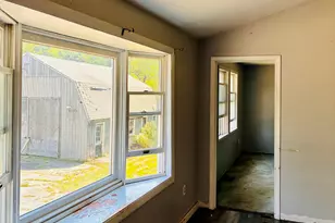 201 Medomak Rd, Bremen, ME 04551 - Photo 7