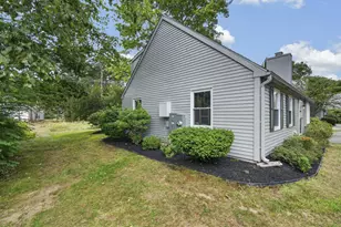 53 Willow Grove Rd, Brunswick, ME 04011 - Photo 9