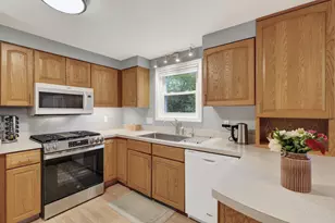 53 Willow Grove Rd, Brunswick, ME 04011 - Photo 21