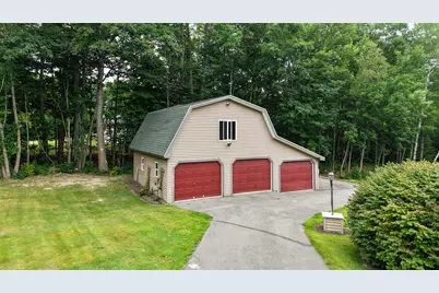 975 Main Street, Bradley, ME 04411 - Photo 39