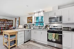 38 Primrose Ln, Brunswick, ME 04011 - Photo 13