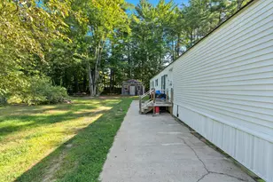 6 Donna Ln, Hollis, ME 04042 - Photo 3