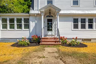 35 Chestnut St, Rockland, ME 04841 - Photo 7