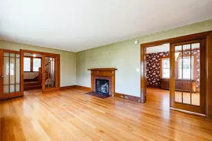 35 Chestnut St, Rockland, ME 04841 - Photo 3