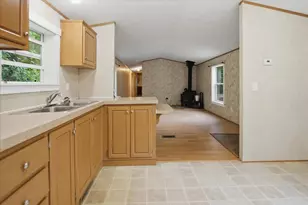 370 Hebron Rd, Oxford, ME 04270 - Photo 19