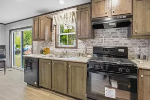 72 Crowley Rd, Sabattus, ME 04280 - Photo 3