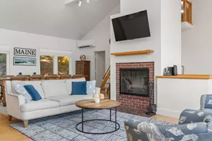 18 Crest Ave, Boothbay Harbor, ME 04538 - Photo 23