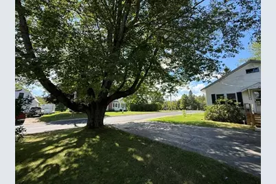 2 Broadway Street, Baileyville, ME 04694 - Photo 13