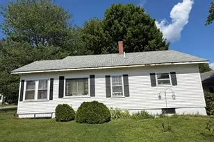 2 Broadway St, Baileyville, ME 04694 - Photo 3