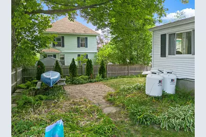 19 S Chestnut Street, Augusta, ME 04330 - Photo 11