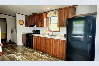 416 Kelley, Millinocket, ME 04462 - Photo 9