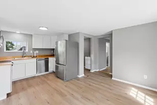 498 Washington St, Bath, ME 04530 - Photo 3