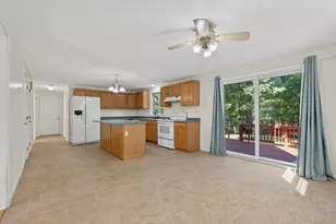 25 Munn Dr, Hermon, ME 04401 - Photo 9