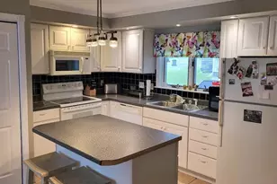 152 Mountainview Ave, Madawaska, ME 04756 - Photo 5
