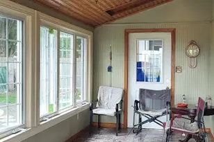 152 Mountainview Ave, Madawaska, ME 04756 - Photo 3