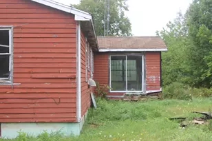 498 Old County Rd, Pembroke, ME 04666 - Photo 5