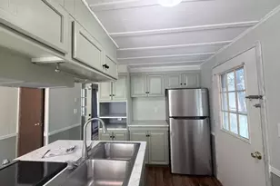 118 G St, Bangor, ME 04401 - Photo 7