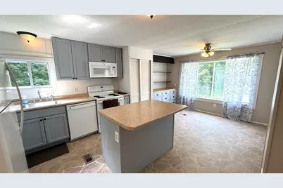 60 High Street, Guilford, ME 04443 - Photo 17