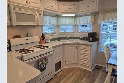 620 Post Road #35, Wells, ME 04090 - Photo 3