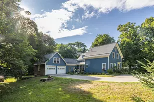 170 Mountain St, Camden, ME 04843 - Photo 3